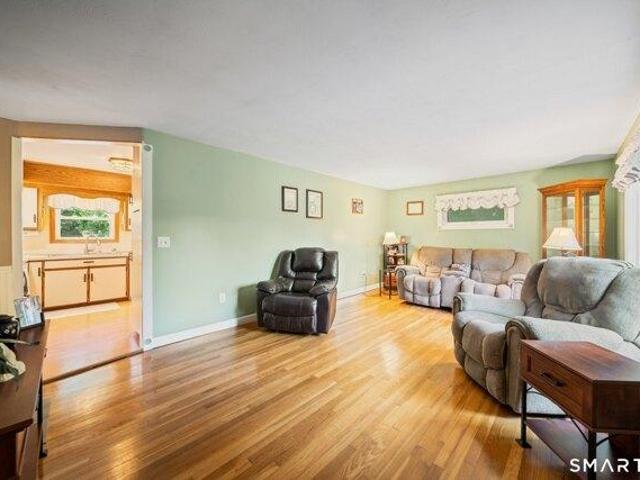 House for sale in Naugatuck, Connecticut