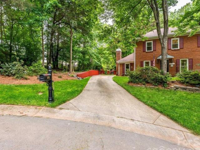 House for sale in Mecklenburg, North Carolina