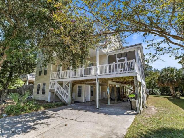 House for sale in Oak Island, North Carolina