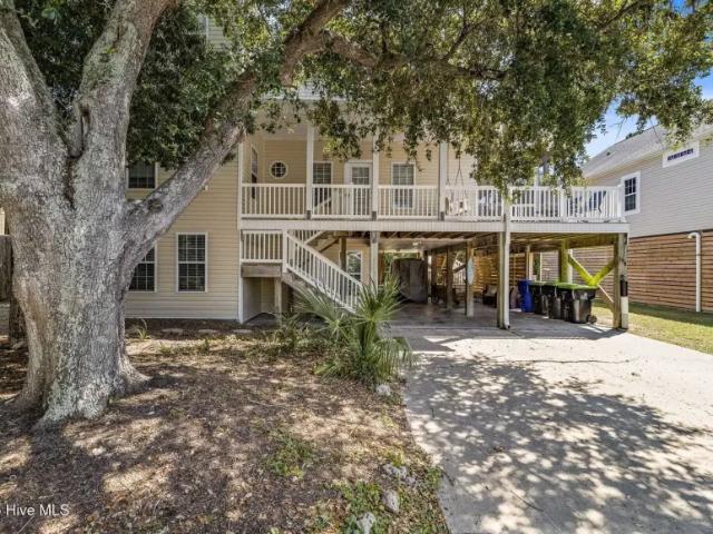 House for sale in Oak Island, North Carolina