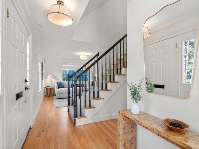 House for sale in Needham Heights, Needham
