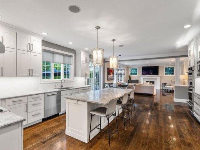 House for sale in Needham Heights, Needham