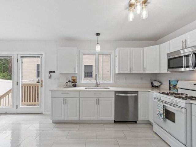 House for sale in Needham, Norfolk County