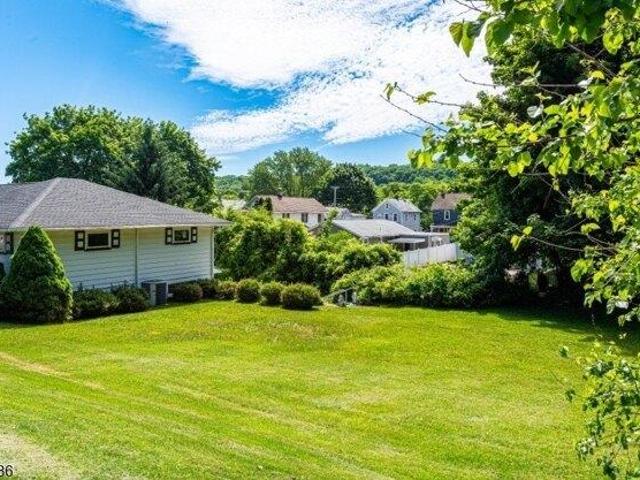 House for sale in Netcong, New Jersey