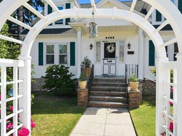 House for sale in Bristol, Massachusetts