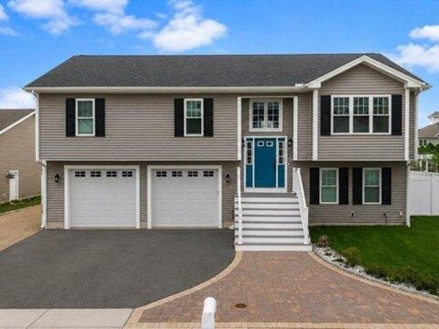 House for sale in Bristol, Massachusetts