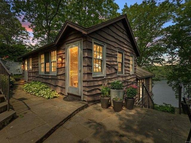 House for sale in New Fairfield, Connecticut