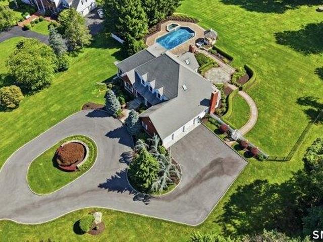 House for sale in New Fairfield, Connecticut