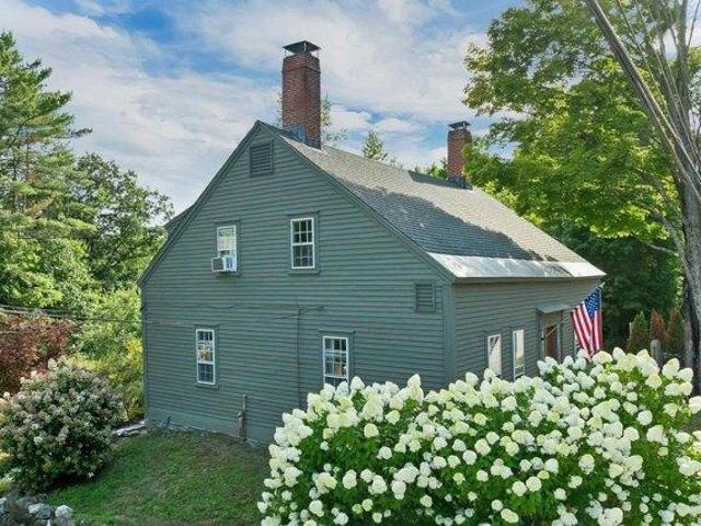 House for sale in New Hampton, Belknap County