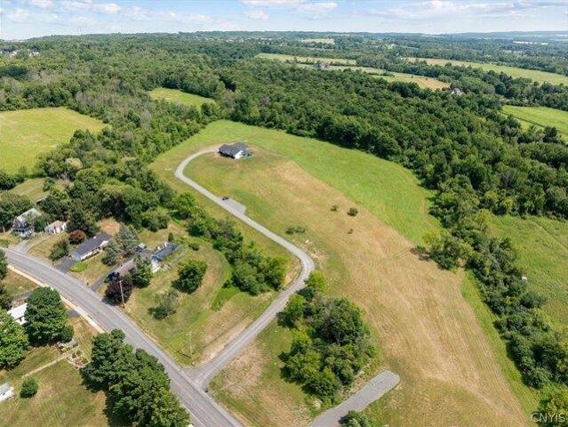 House for sale in Oneida, New York