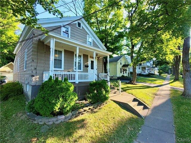 House for sale in Oneida, New York