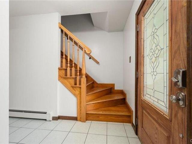 House for sale in Oneida, New York