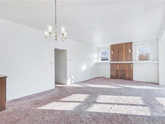 House for sale in New Kensington, Pennsylvania