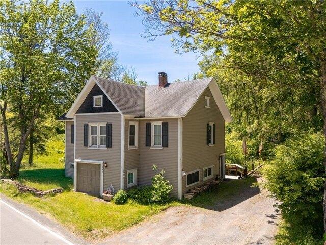 House for sale in New Kingston, New York