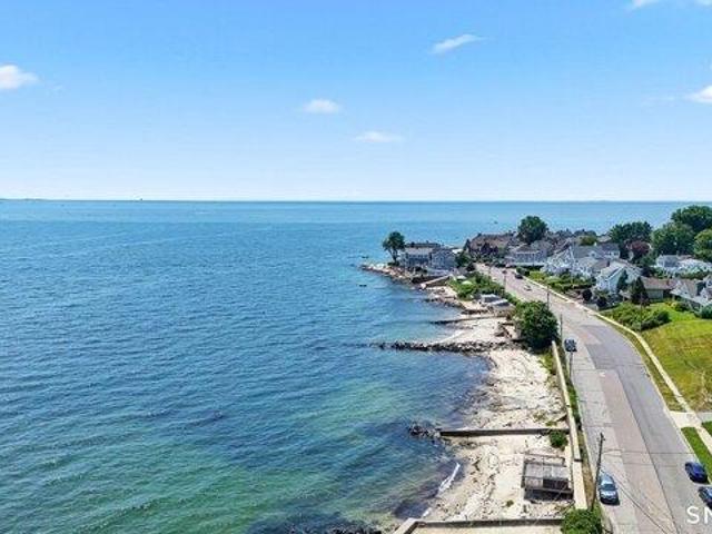 House for sale in Osprey Beach, New London