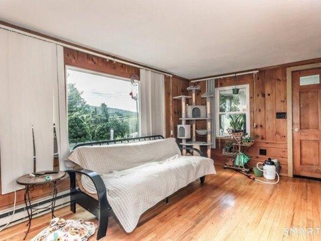House for sale in Gaylordsville, Connecticut