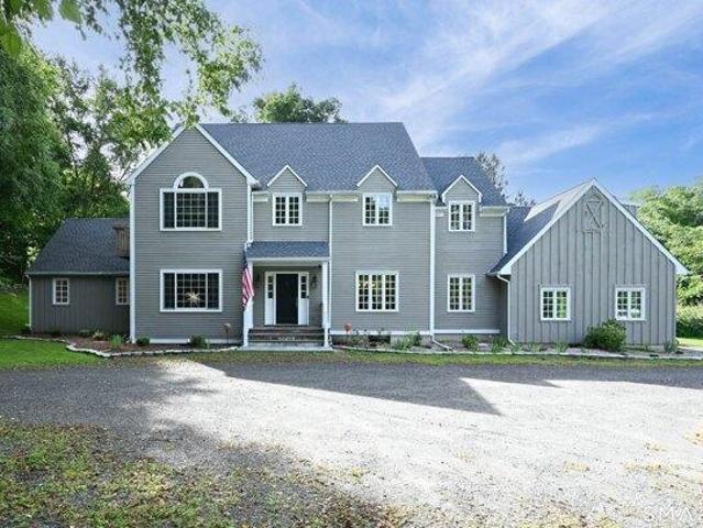 House for sale in Gaylordsville, Connecticut