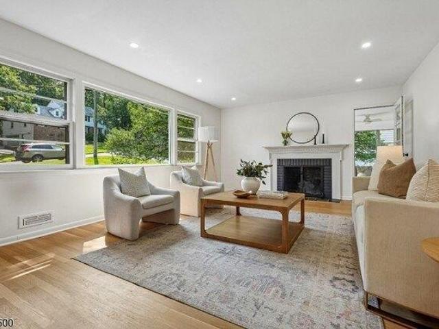 House for sale in New Providence, New Jersey