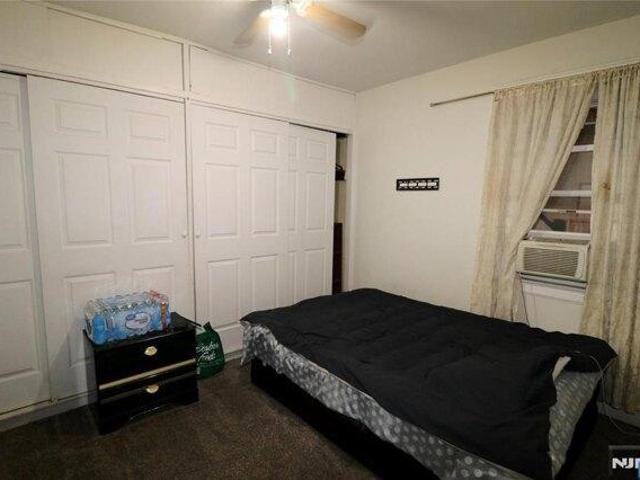 House for sale in Newark, New Jersey