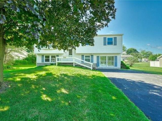 House for sale in Newark, New York
