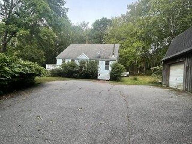 House for sale in Maine