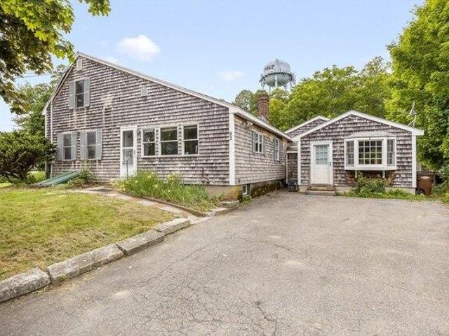 House for sale in Byfield, Massachusetts