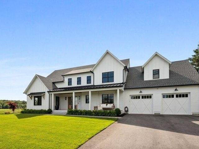 House for sale in Byfield, Massachusetts