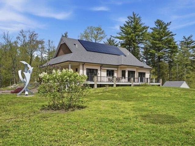 House for sale in Byfield, Massachusetts
