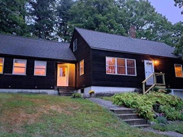 House for sale in Newfield, York County