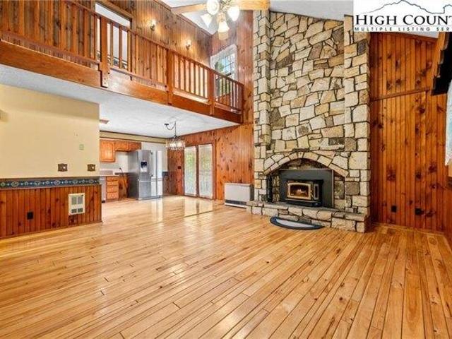 House for sale in Newland, North Carolina