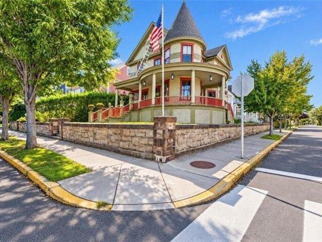 House for sale in Newport, Newport County