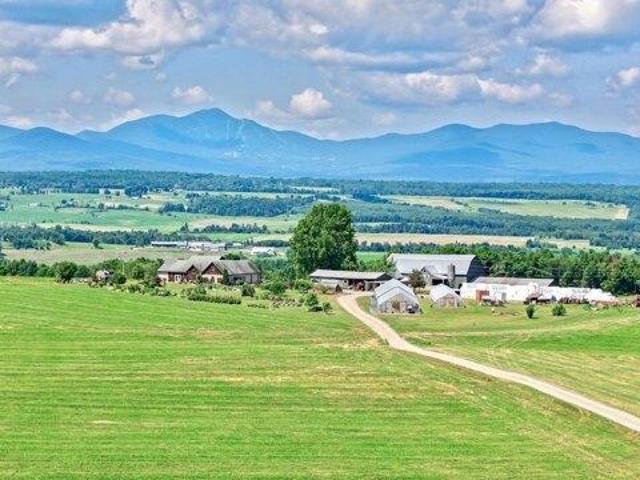 House for sale in Newport, Vermont