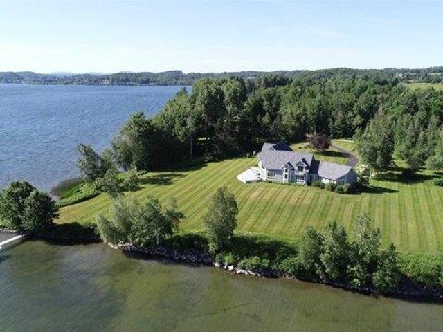 House for sale in Newport, Vermont