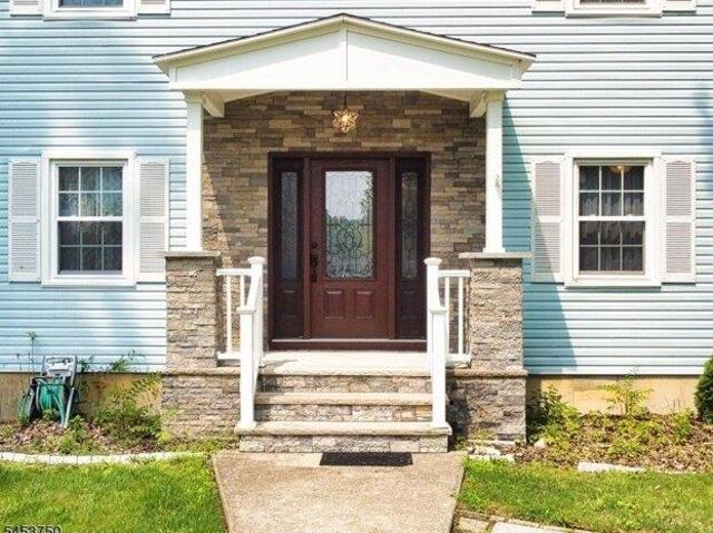House for sale in Newton, New Jersey