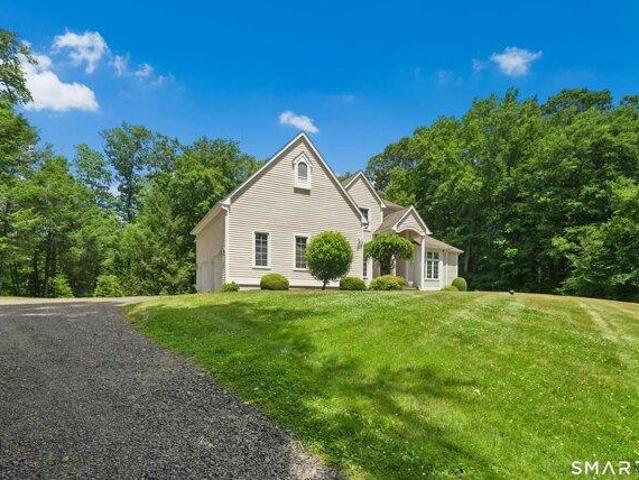 House for sale in Newtown, Connecticut