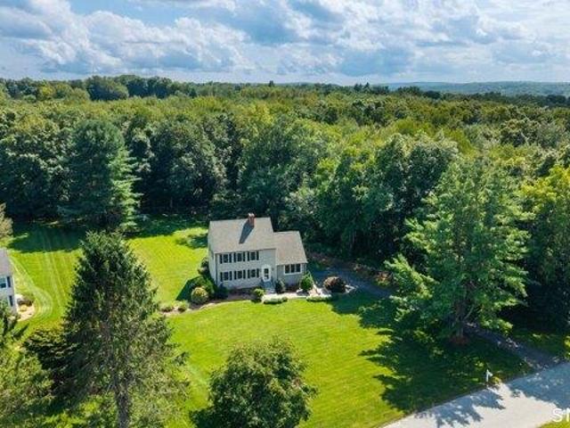 House for sale in Newtown, Western Connecticut Planning Region