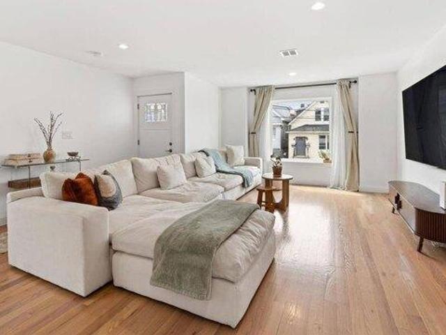 House for sale in Hudson, New Jersey