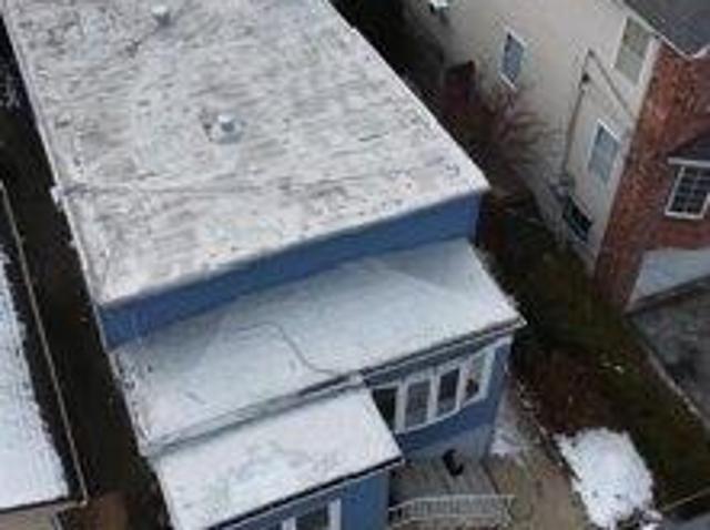House for sale in Hudson, New Jersey