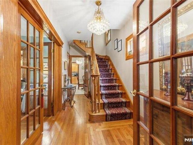 House for sale in Hudson, New Jersey