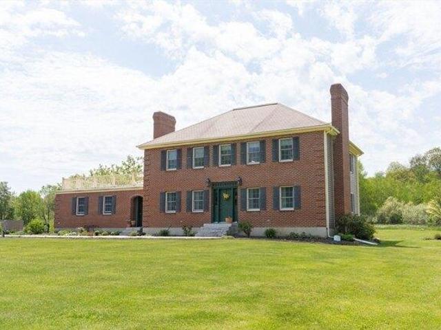 House for sale in North Brookfield, Massachusetts