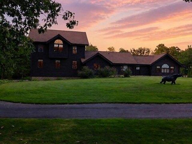 House for sale in North Brookfield, Massachusetts
