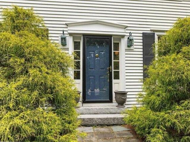 House for sale in New Hampshire