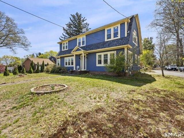 House for sale in North Haven, Connecticut