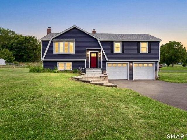 House for sale in North Haven, Connecticut