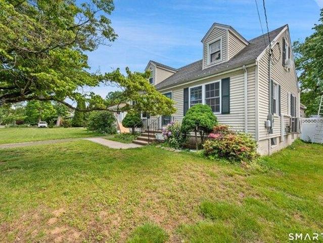 House for sale in North Haven, Connecticut