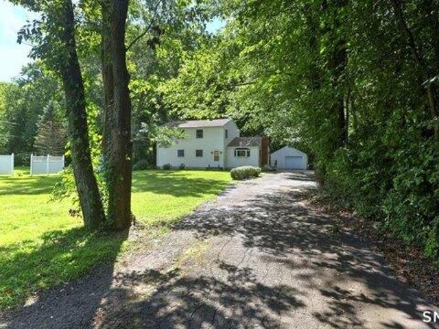 House for sale in North Haven, South Central Connecticut Planning Region