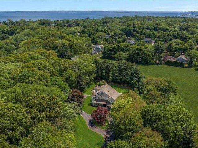 House for sale in North Quidnessett, North Kingstown