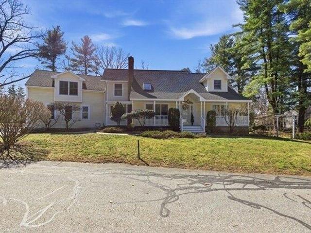 House for sale in North Reading, Massachusetts