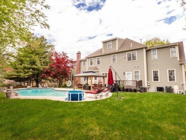 House for sale in North Reading, Massachusetts