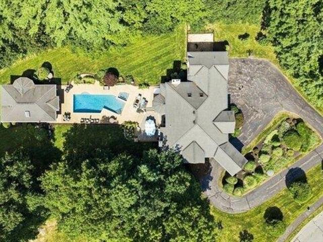 House for sale in North Reading, Massachusetts